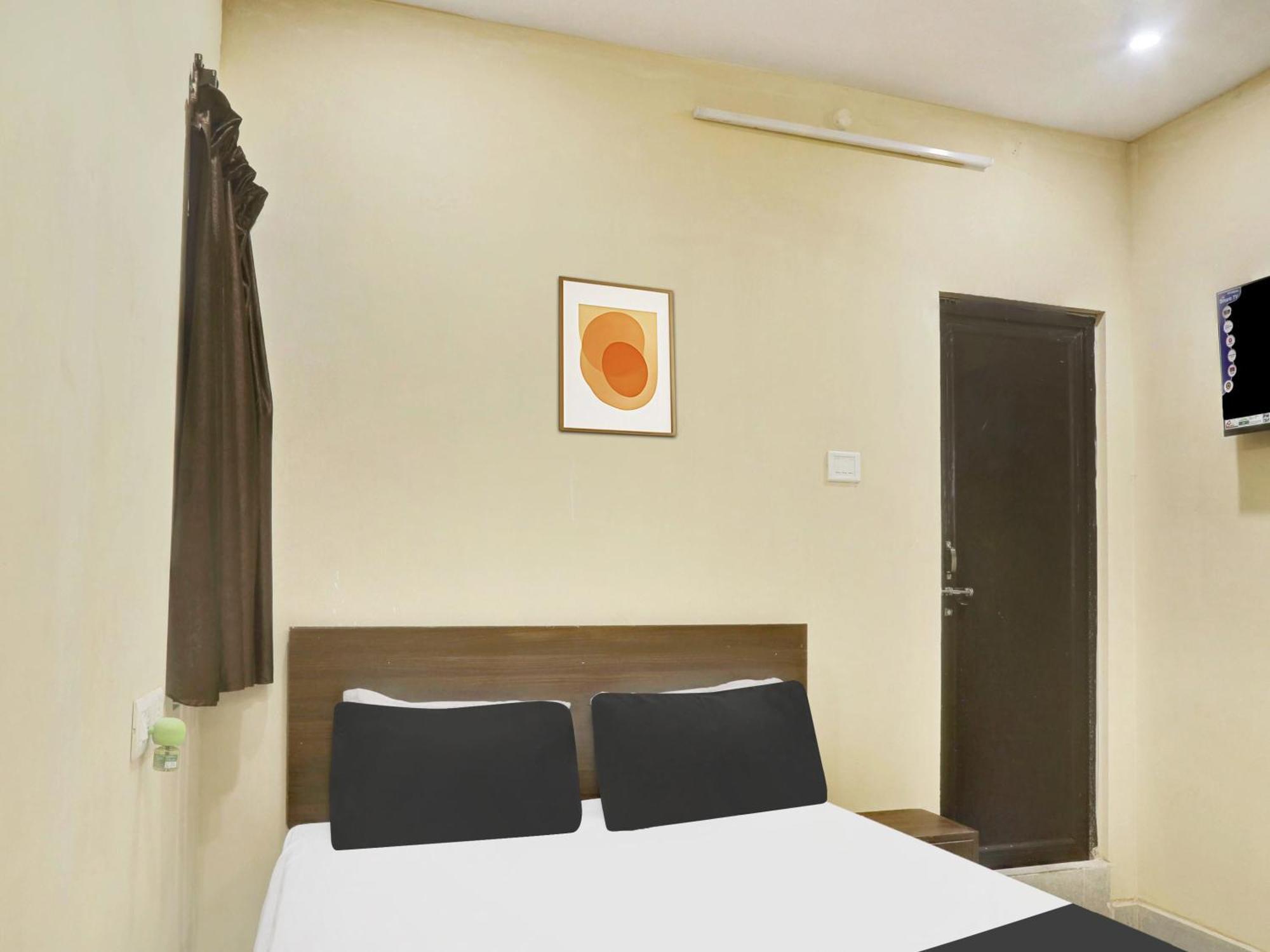 Spot On Grand Mantralayam Visakhapatnam Exterior foto