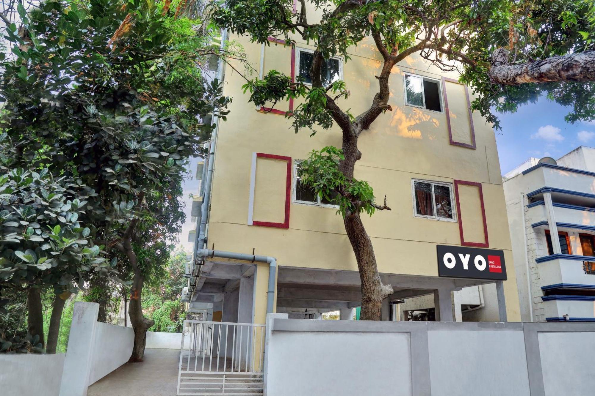 Spot On Grand Mantralayam Visakhapatnam Exterior foto