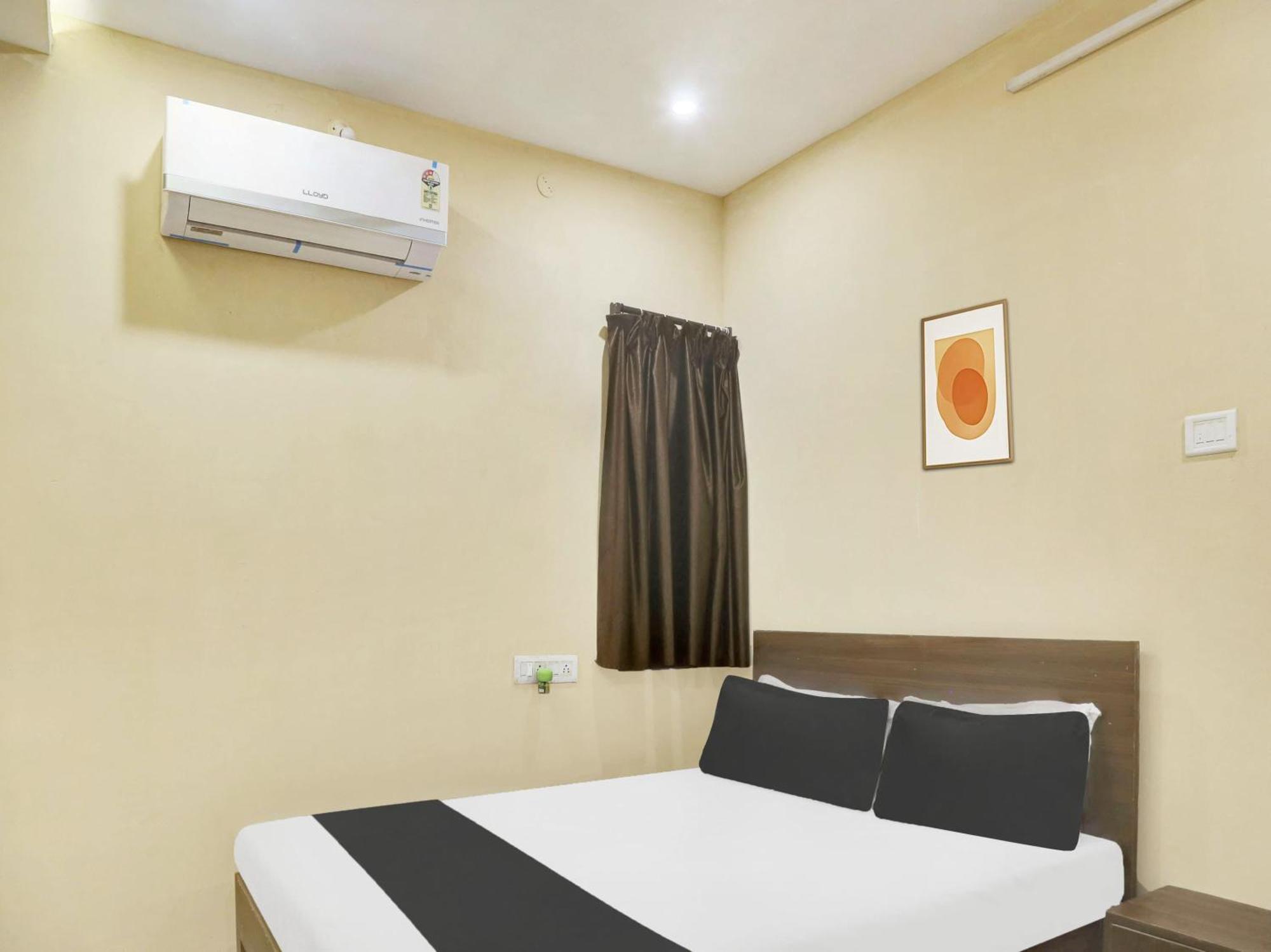 Spot On Grand Mantralayam Visakhapatnam Exterior foto