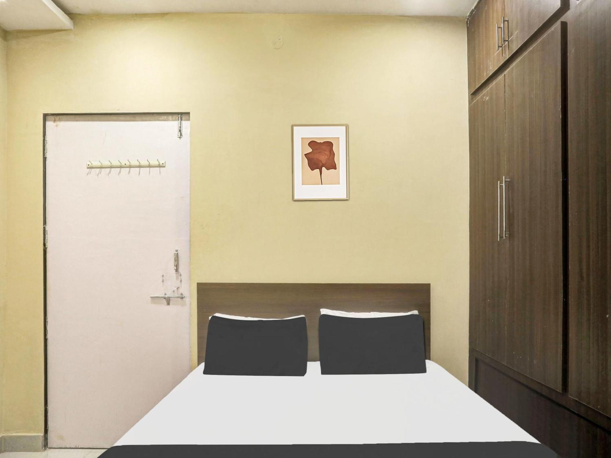 Spot On Grand Mantralayam Visakhapatnam Exterior foto