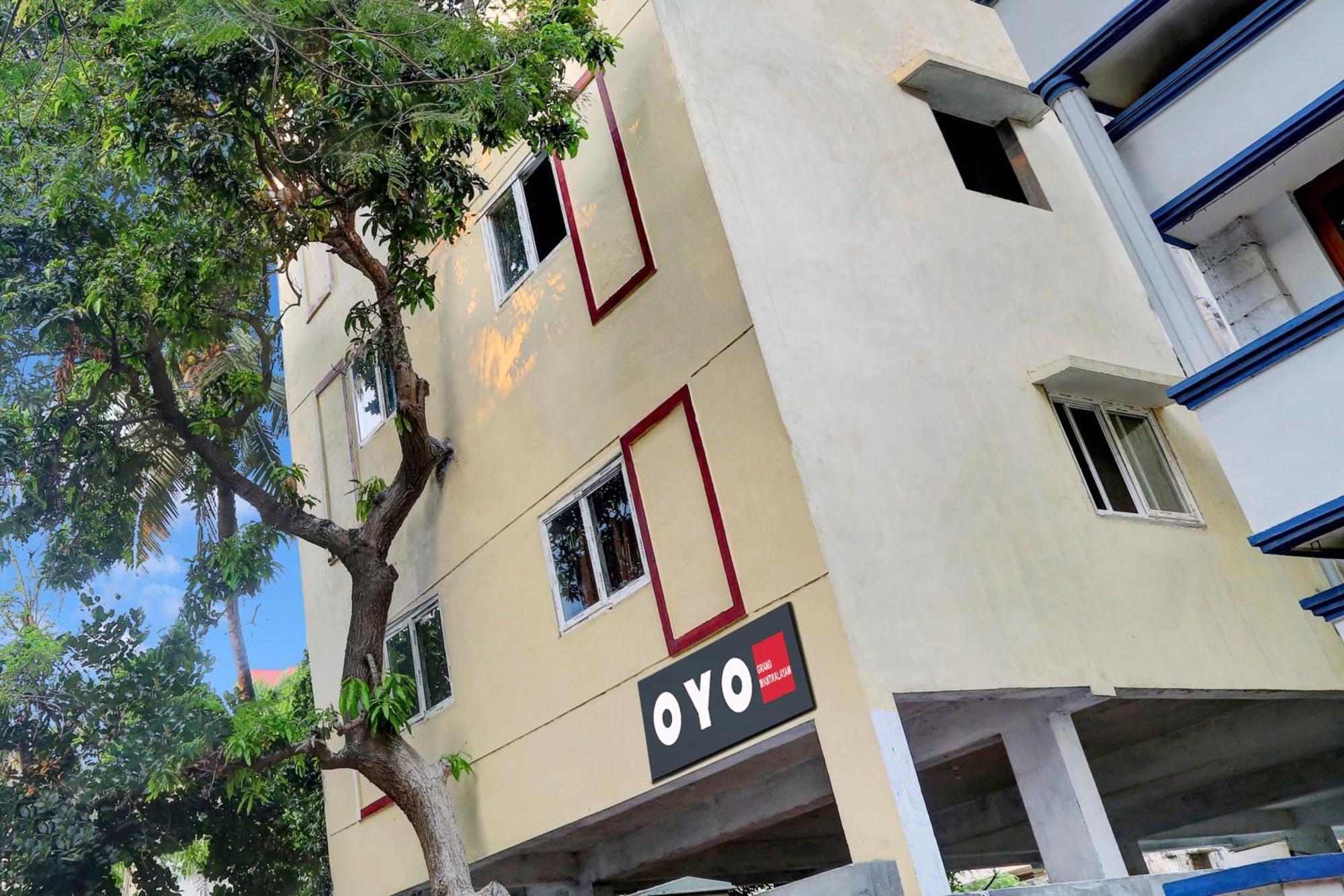 Spot On Grand Mantralayam Visakhapatnam Exterior foto